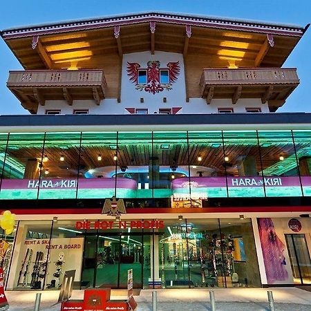 Harakiri Partyhouse Hotel Mayrhofen Ngoại thất bức ảnh