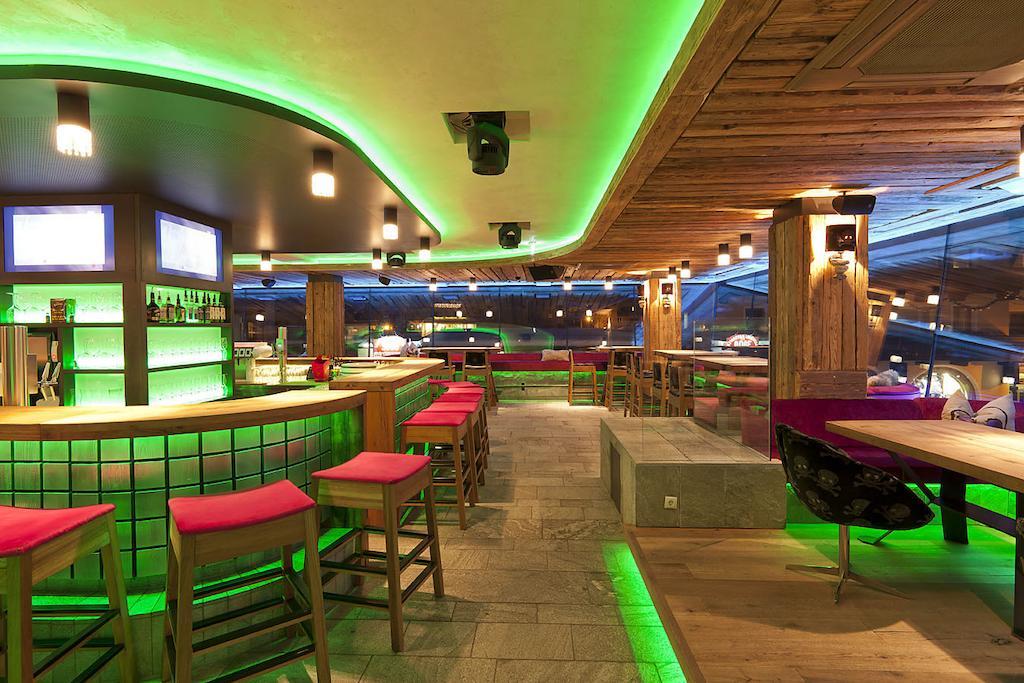 Harakiri Partyhouse Hotel Mayrhofen Ngoại thất bức ảnh
