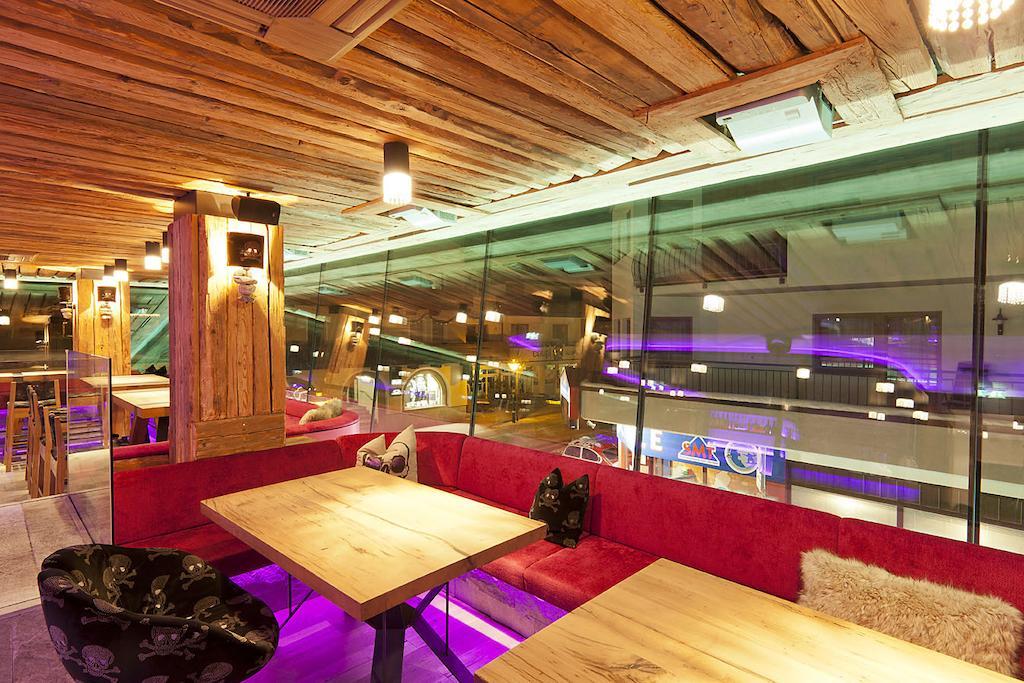 Harakiri Partyhouse Hotel Mayrhofen Ngoại thất bức ảnh