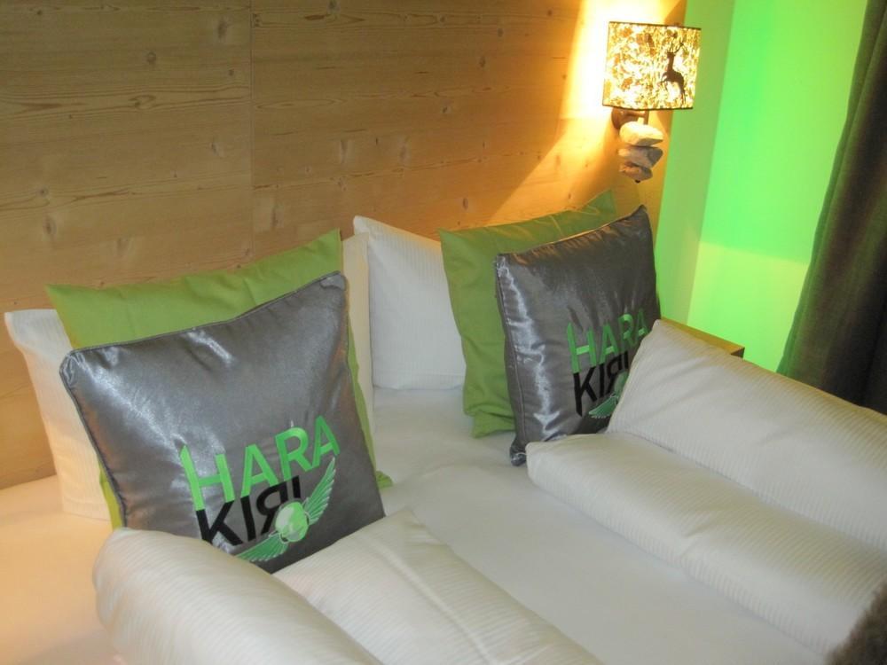 Harakiri Partyhouse Hotel Mayrhofen Ngoại thất bức ảnh